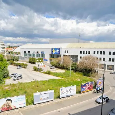 Ivona Centar Lejlighed *